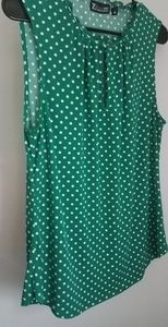 NY&C Emerald Green Polka Dot Sleeveless Blouse